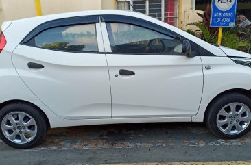 Selling Hyundai Eon 2012 in Pasig