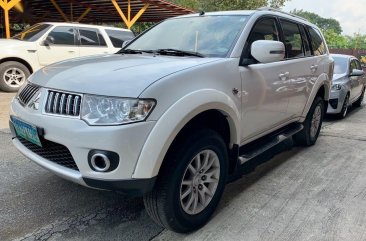 Pearl White Mitsubishi Montero Sport 2013 for sale in Manila