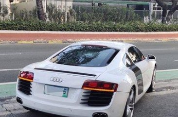 White Audi R8 2012 for sale in Quezon City