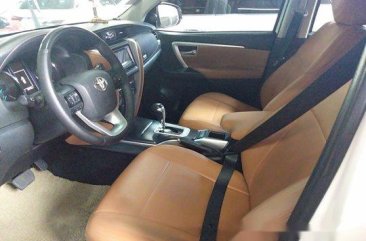 White Toyota Fortuner 2016 for sale in Quezon City