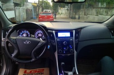 Sell Silver 2012 Hyundai Sonata in Manila