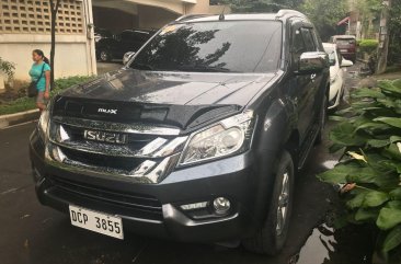 Sell 2017 Isuzu Mu-X in Quezon City