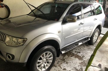 Selling Silver Mitsubishi Montero 2012 in Cainta