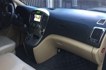 Hyundai Starex 2009 for sale in Quezon City