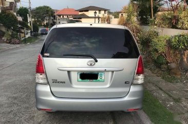 Sell Silver 2009 Toyota Innova in Muntinlupa