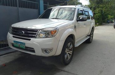 Selling Ford Everest 2013 in Quezon City