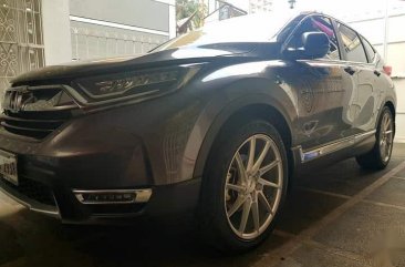 Selling Grayblack Honda Cr-V 2018 in Quezon City