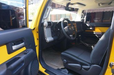 Selling Yellow Toyota Fj Cruiser 2016 in Pasig