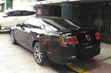 Selling Black Ford Mustang 2014 in Manila