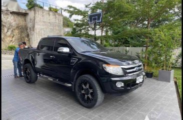 Selling Black Ford Ranger 2014 in Cebu City