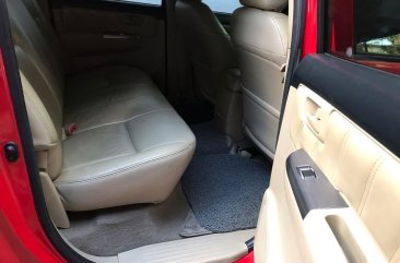 Red Toyota Hilux 2014 for sale in Automatic