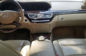 Black Mercedes-Benz S-Class 2011 Sedan at 43000 for sale