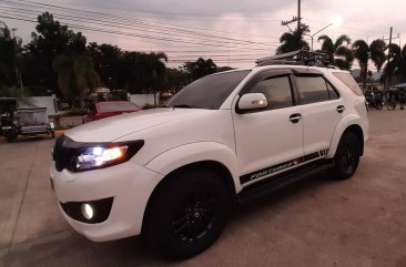 White Toyota Fortuner 2012 for sale in Automatic