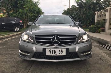 Grayblack Mercedes-Benz C200 2014 for sale in Automatic