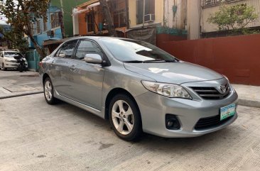 Silver Toyota Corolla altis 2011 for sale in Manual