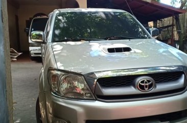 Sell Silver 2011 Toyota Hilux in Legazpi