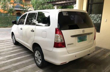 White Toyota Innova 2013 for sale in Manual