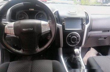 Sell White 2016 Isuzu Mu-X in Marikina