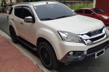 White Isuzu Mu-X 2015 for sale in Marikina