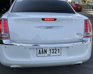 Sell White 2014 Chrysler 300c in Manila