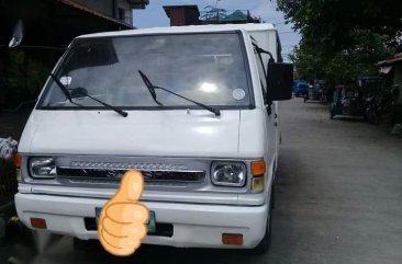 White Mitsubishi L300 2007 for sale in Jollibee