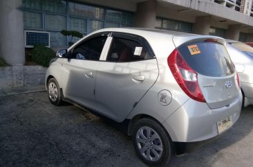 Selling Silver Hyundai Eon in Tarlac