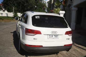 White Audi Q7 2007 for sale in Manila