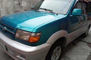 Selling Toyota Revo 2001 in Manila