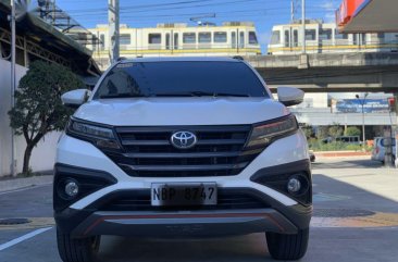 White Toyota Rush 2019 for sale in Automatic