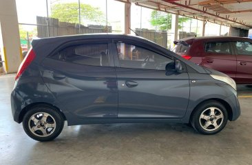 Blue Hyundai Eon 2015 for sale in Makati