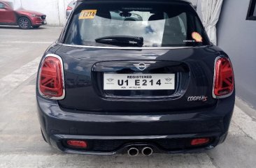 Selling Black Mini Cooper 2018 in Bacoor