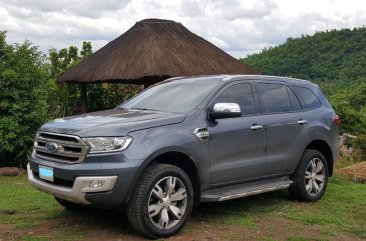 Sell 2016 Ford Everest in Makati 