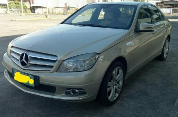 Silver Mercedes-Benz C200 2010 for sale in Automatic