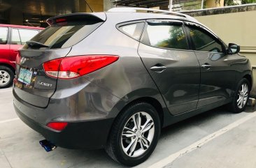 Purple Hyundai Tucson 2011 for sale in Manila