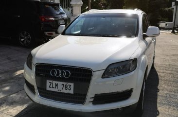 White Audi Q7 2007 for sale in Manila