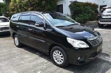 Black Toyota Innova 2012 for sale in Manual