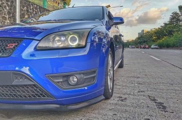 Selling Blue Ford Focus 2007 in Manila