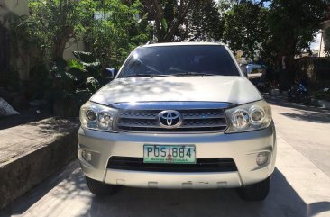 Sell Silver 2011 Toyota Fortuner in Manila