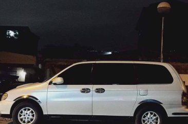 Pearl White Kia Carnival 2007 for sale in Automatic