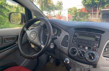 Silver Toyota Innova 2006 Manual for sale 