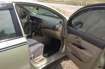 Sell 2008 Nissan Grand Livina in Santo Tomas