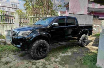 Black Toyota Hilux 2012 for sale in Manual