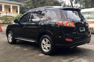 Sell Black 2011 Hyundai Santa Fe SUV / MPV in Quezon City