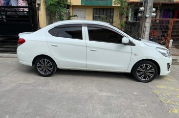 Sell White 2014 Mitsubishi Mirage in Manila