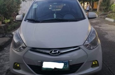 White Hyundai Eon 2013 for sale in Manual