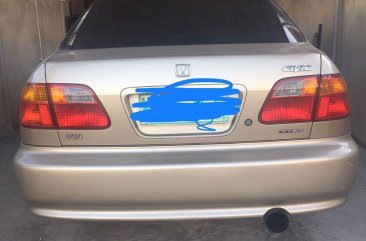 Silver Honda Civic 2000 for sale in Manual