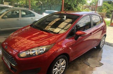 Selling Red Ford Fiesta 2015 Hatchback at 50000 km 