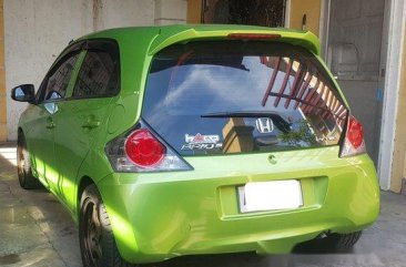 Selling Green Honda Brio 2016 at 35000 km