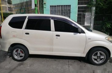 Sell White 2011 Toyota Avanza at 80000 km