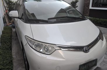 Sell Pearl White 2006 Toyota Previa in San Juan